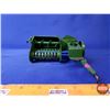 Image 17 : John Deere Farm Toys (3): Tractor (1); Squarebaler (1);  Wagon (1) (Scale 1:16) (SEE PICS!)