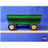 Image 23 : John Deere Farm Toys (3): Tractor (1); Squarebaler (1);  Wagon (1) (Scale 1:16) (SEE PICS!)