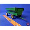 Image 24 : John Deere Farm Toys (3): Tractor (1); Squarebaler (1);  Wagon (1) (Scale 1:16) (SEE PICS!)