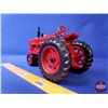 Image 3 : IH McCormick Farmall 300 Tractor (Ertl) (Scale 1:16) (SEE PICS!)