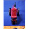 Image 8 : IH McCormick Farmall 300 Tractor (Ertl) (Scale 1:16) (SEE PICS!)