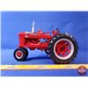 Image 2 : IH McCormick Farmall Super M Tractor (Ertl) (Scale 1:16) (SEE PICS!)