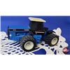 Image 4 : Tractor/Implement Collector Combo (14 pcs) Variety of 1:64 Scale (FORD) (SEE PICS!)