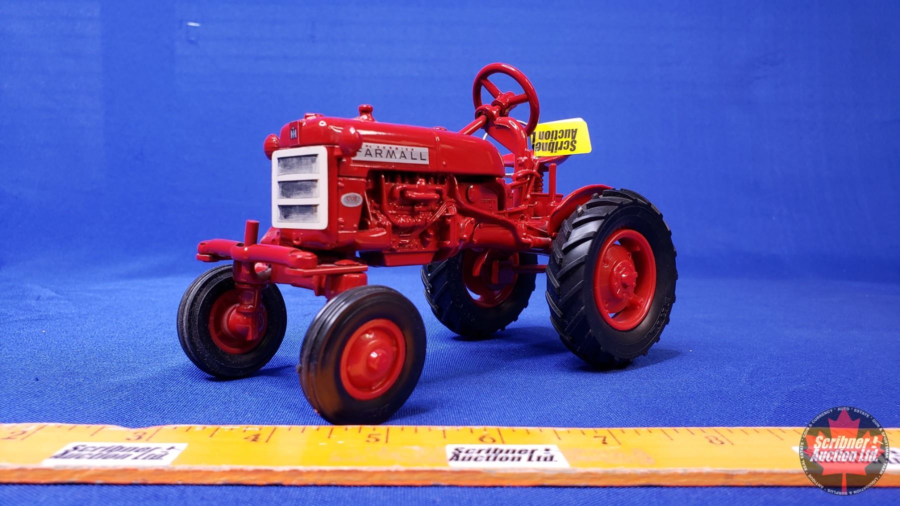 LOT JOUEF IH Farmall Mac Cormick lot 3 tracteur HS pièce détachée & 2 LOT JOUEF IH Farmall Mac Cormick lot 3 tracteur HS pièce détachée & 2