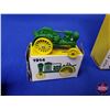 Image 4 : John Deere Miniatures (Box Set of 8) (SEE PICS!)