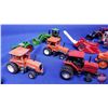 Image 9 : Tractor Collector Combo (29pcs) Variety (Scale 1:64) (SEE PICS!)