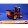 Image 2 : VERSATILE 256 Tractor "First Edition" (Scale 1:32) (SEE PICS!)