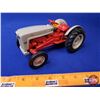 Image 2 : FORD Golden Jubilee (Scale 1:16) (ERTL) (SEE PICS!)