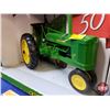 Image 5 : John Deere 50th Anniversary Collector Set (John Deere 50 & John Deere 60) (Scale 1:16) (ERTL) (SEE P