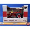 Image 1 : CASE IH Farmall 806 (Scale 1:32) (ERTL) (Tomy) (SEE PICS!)