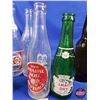 Image 4 : Vintage Soda Bottles with Wood Crate "Gillett's Cream Tartar" - Bottles Incl. 7up; Canada Dry; Prair