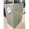 Image 2 : 2 HON GREY METAL 4 DRAWER FILING CABINETS