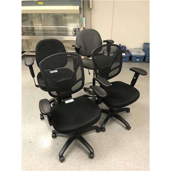 GROUP OF 4 ASSORTED OFFICE CHAIRS