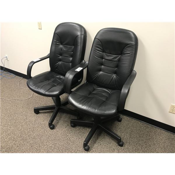 PAIR OF BLACK LEATHER OFFICE CHAIRS