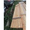 Image 1 : 29 Spruce Boards 2'' x 4'' x 12'