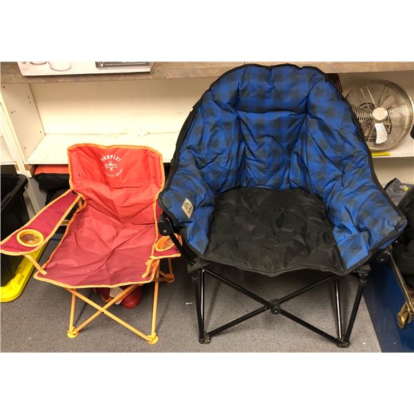 Group of 2 camping chairs