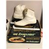 Image 2 : Group of Cougar boots size 6 & Hockey outfit skate size 9