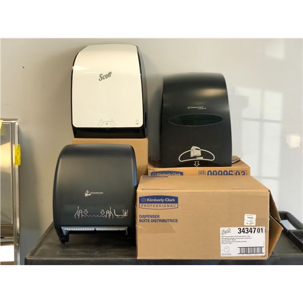 Group of 3 hand dispensers