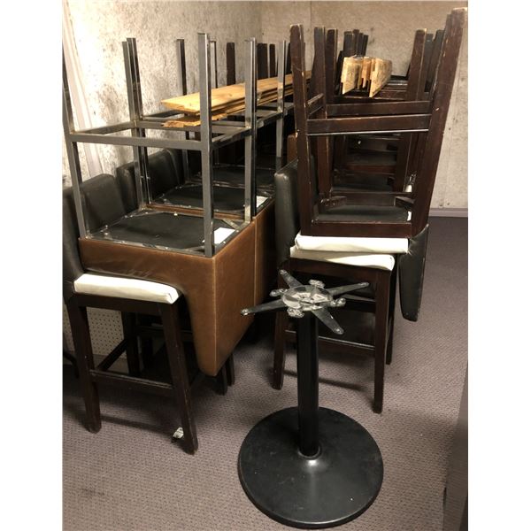 Large group of restaurant bar stools & chairs approx. 26 chairs