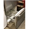 Image 4 : Amona fridge model: ABB2224BRM00