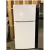 Image 1 : Frigidaire fridge model: FFTR1814WW2