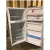 Image 3 : Frigidaire fridge model: FFTR1814WW2