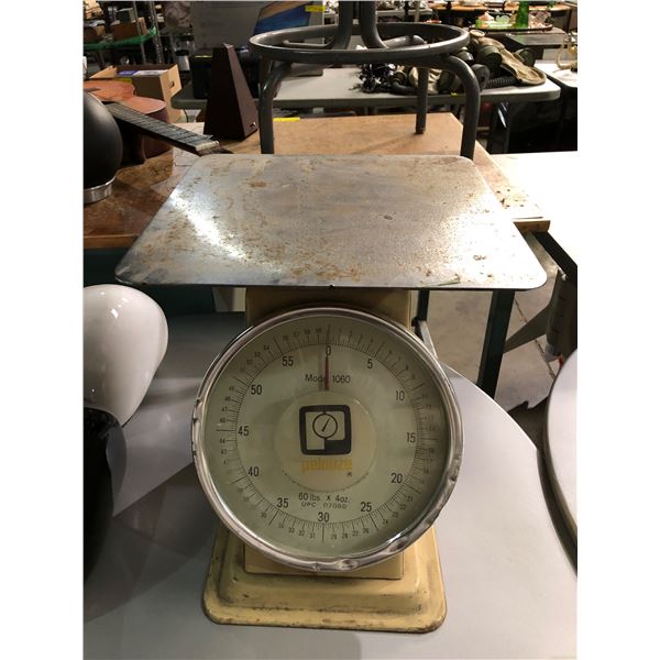 Pelouze Model 1060 Temperature Compensated Scale 60 LbsÂ (working condition)