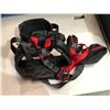 Image 2 : Group of 2 climbing harnesses