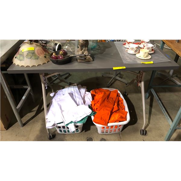 Table (55in W 23.5in D 33in H)