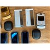 Image 4 : Group of 8 flip phones & earbuds (not working)