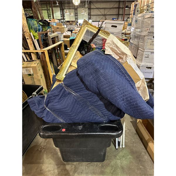 Large bin of wooden frames, artificial flowers, signs, mirrors, 2 ladders, frames, etc...