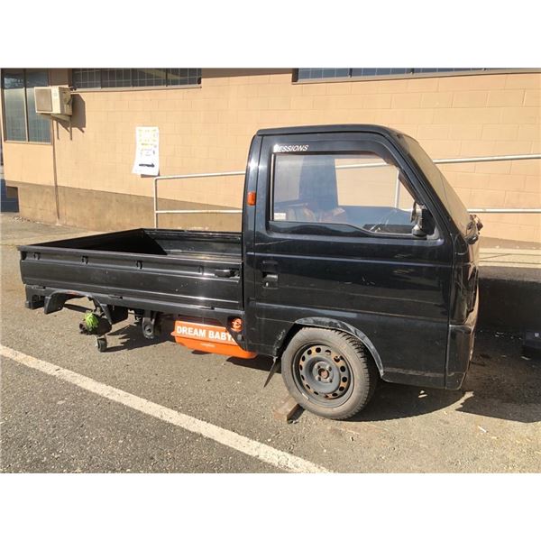 Black Japanese Pickup Truck (Body only w/ front tires)