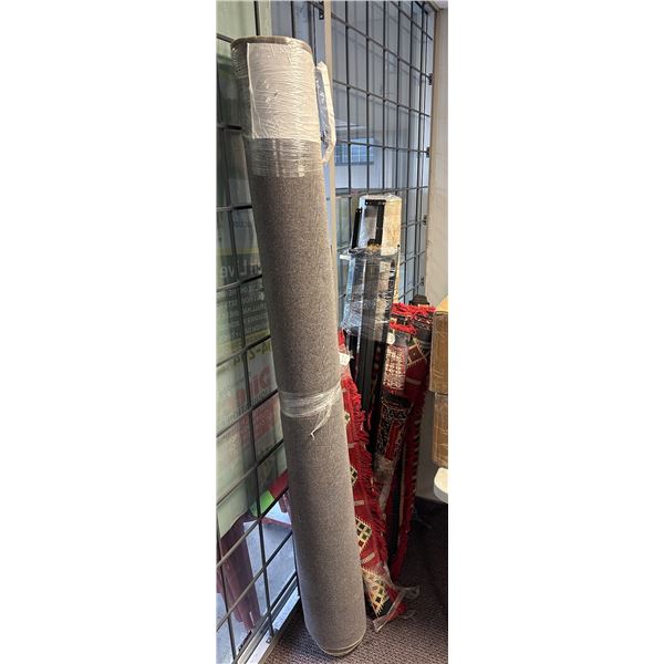 Group of approx. 9 various carpets