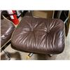 Image 3 : Vintage eames style lounge chair ottoman