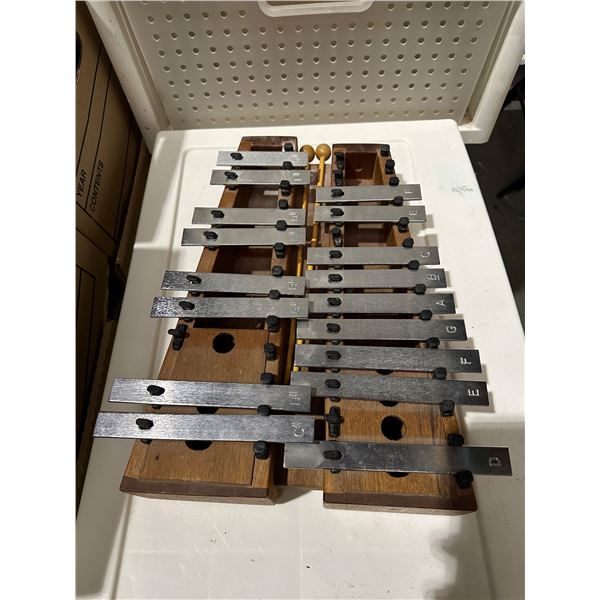 Bass Metallophone (missing pieces)