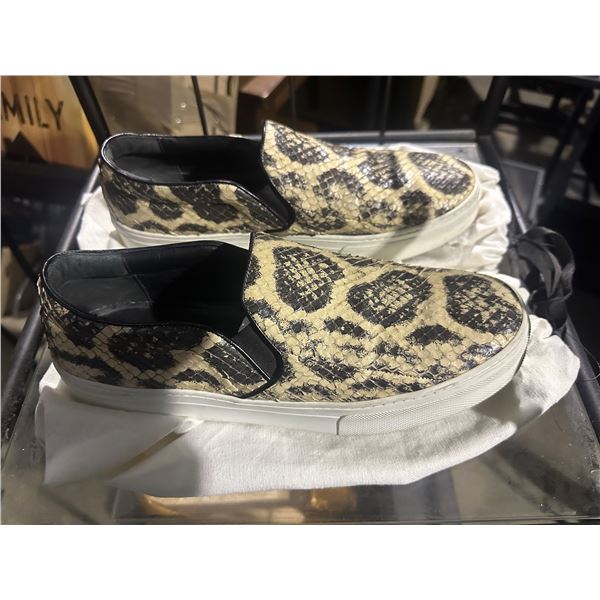 Pair of Celine Paris shoes size 10.5