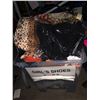 Image 4 : Large lot of assorted clothes / suitcases / carpets etc