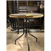 Image 2 : Small round patio table glass top - (approx. 25in DIA 28in H)