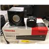 Image 1 : Group of Toshiba DVD & VCR combo player, misc speakers, etc...