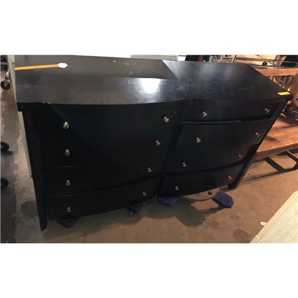 Group of 3 assorted furniture items - includes 8 drawer dresser (approx 62" x 20" L x 37" H) / woode