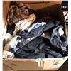 Image 2 : Pallet lot of assorted clothes & misc - includes lingerie / jeans / shirts etc