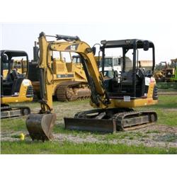 CAT 302.5 HYDRAULIC EXCAVATOR
