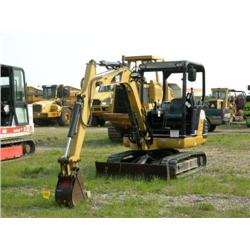 CAT 302.5 HYDRAULIC EXCAVATOR