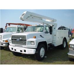 1989 FORD F700 BUCKET TRUCK