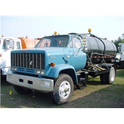 1987 GMC TOPKICK S/A WATER TRUCK