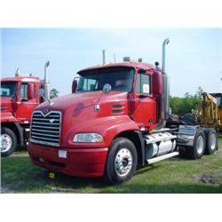 2001 MACK CX613 VISION T/A TRUCK TRACTOR