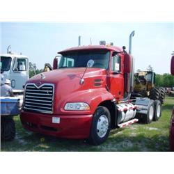 2001 MACK CX613 VISION T/A TRUCK TRACTOR