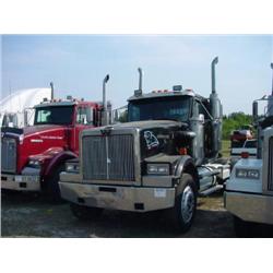 1996 WESTERN STAR 4964F T/A TRUCK TRACTOR