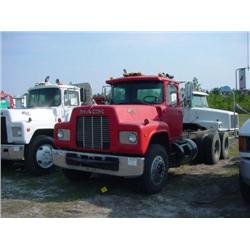 1988 MACK R686ST T/A TRUCK TRACTOR
