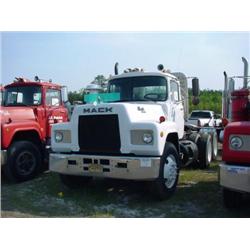 1988 MACK R690ST T/A TRUCK TRACTOR